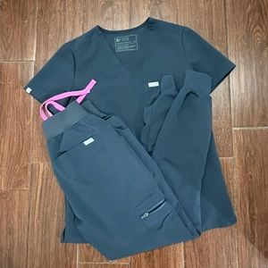 FIGS womens night sky scrubs